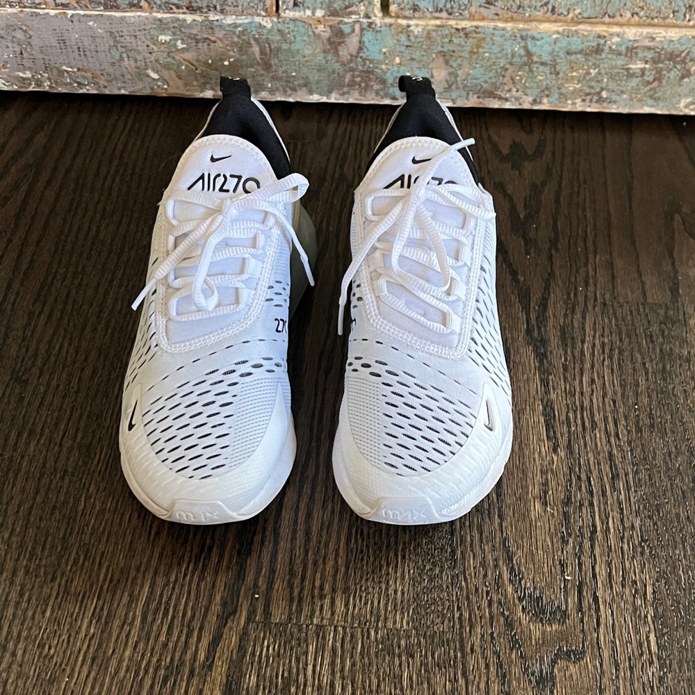Nike Air Zoom White and Black Running Shoes